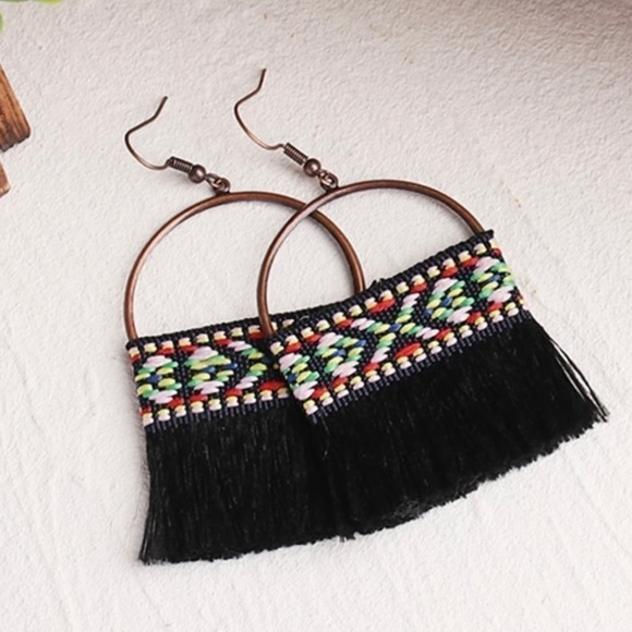 FESTIVAL TRIBAL INSPIRED EMBROIDERED BLACK TASSEL BOHO FRINGE EARRINGS - Picture 3 of 3